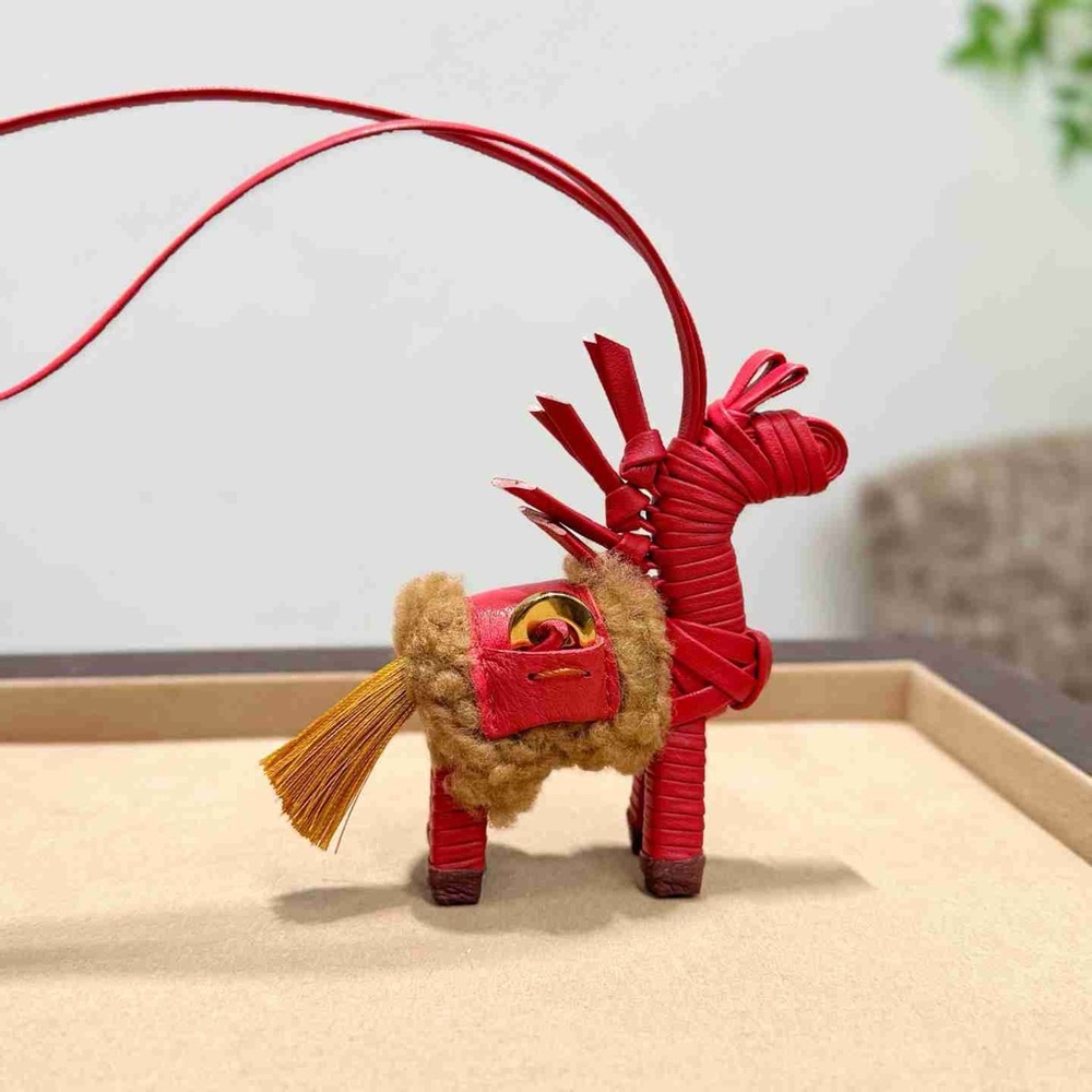 Songmont Artisan Woven Leather Lucky Horse Charm with Fur Saddle